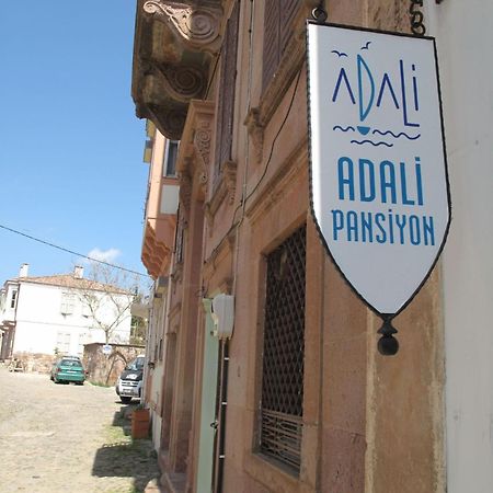 Cunda Adali Pansiyon Ayvalı Exterior foto
